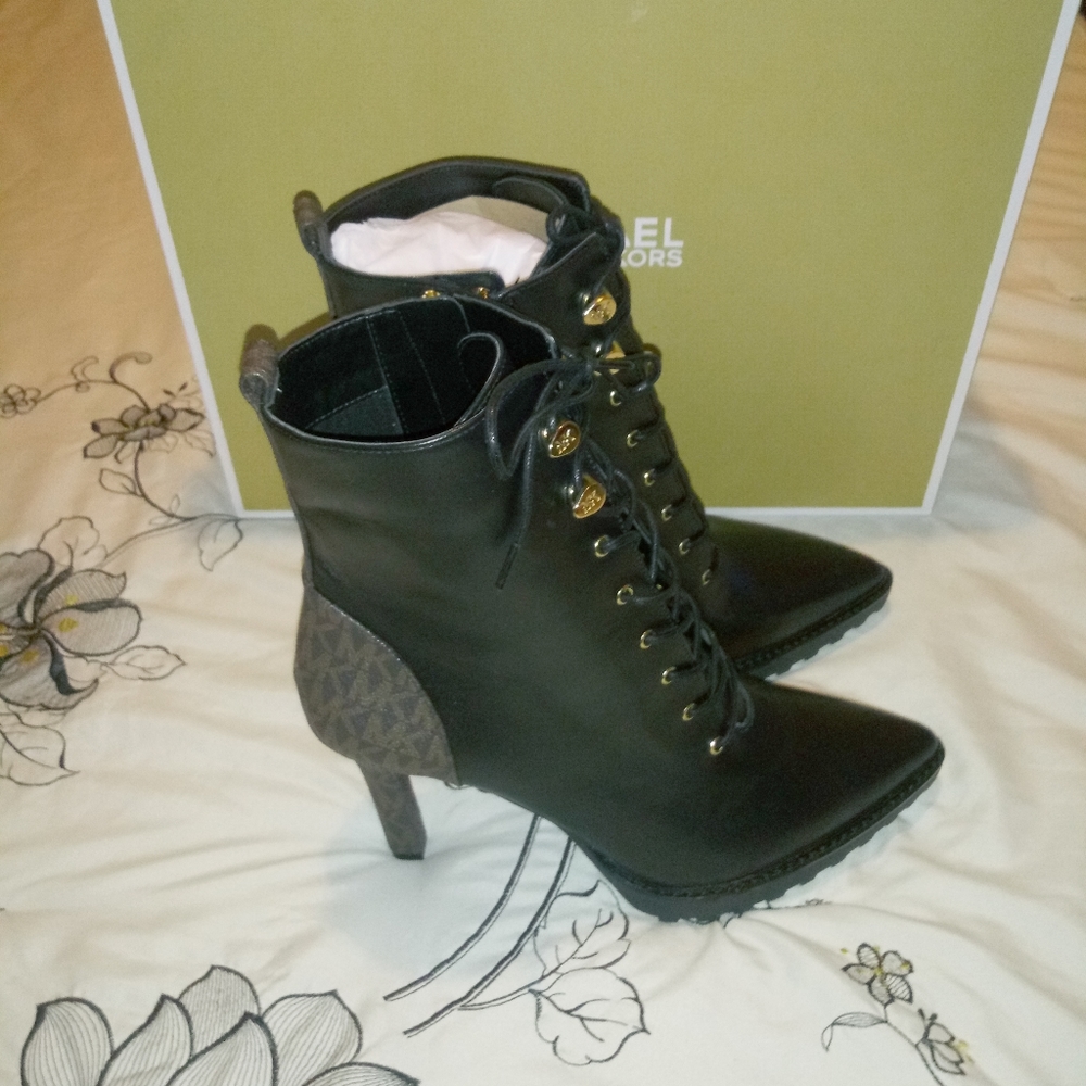 Michael Kors Kyle Lace Up Boots